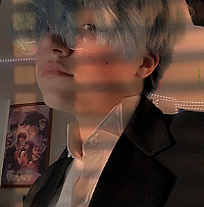 Profile photo for Orion Roze