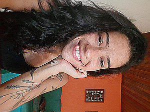 Profile photo for Juliana Bueno