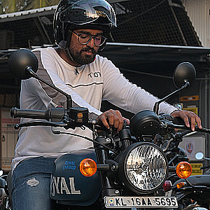 Profile photo for Anand s Giri