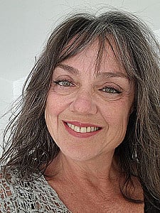 Profile photo for Amanda Benzecry