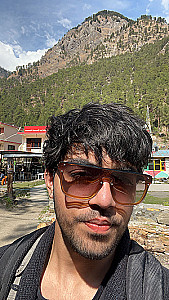 Profile photo for Varun areja