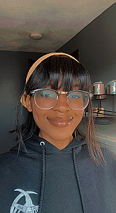 Profile photo for Darnelle Felisier