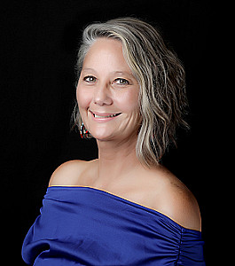 Profile photo for Angela Poe