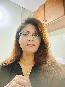 Profile photo for Hina sehar
