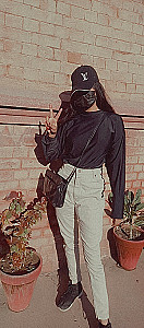 Profile photo for Minal Khan