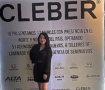 Profile photo for Mariana Medellin