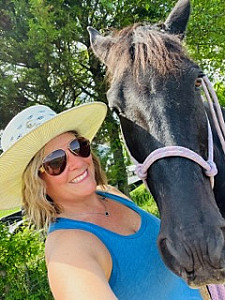 Profile photo for Lindsey Crouch