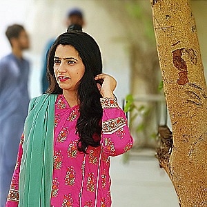 Profile photo for Madiha Yousaf