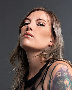 Profile photo for April Davis