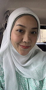 Profile photo for Asri Putriza