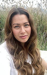 Profile photo for Jodi Lewis