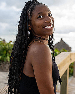Profile photo for Janelle Perry