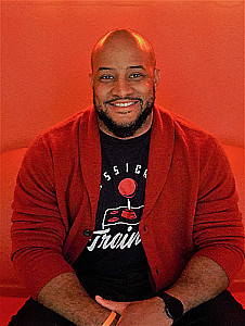 Profile photo for Dwytt Knowles