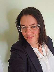 Profile photo for Leanne Selby