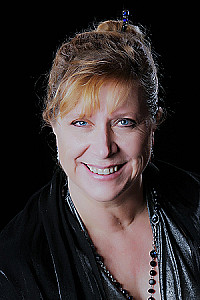 Profile photo for Deb Thomas