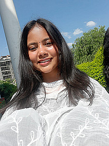 Profile photo for Aayushi Dobhal