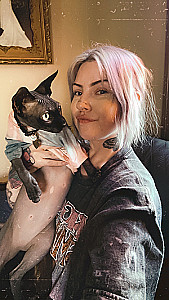 Profile photo for Maddie Maddie