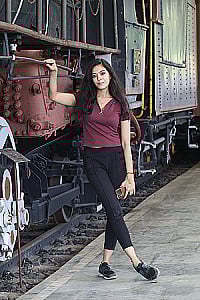 Profile photo for Shakshi Jain