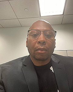 Profile photo for Demetrius Hollis