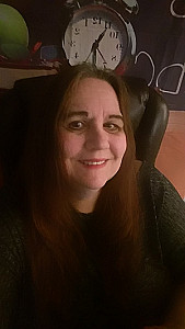 Profile photo for Lisa Desmond