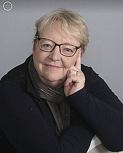 Profile photo for Vicky Livesay
