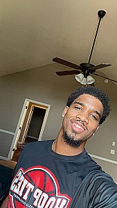 Profile photo for Julian Nelson