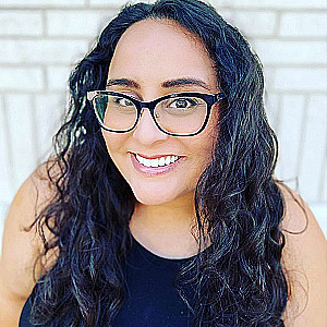 Profile photo for Kandyce Segovia