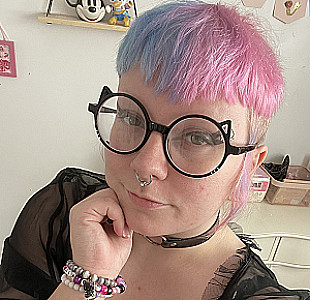 Profile photo for Sloth Wren Darling