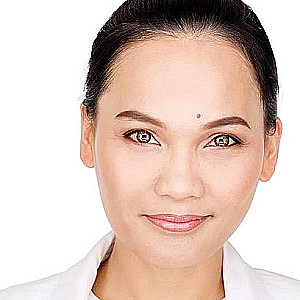 Profile photo for Kat Navarro