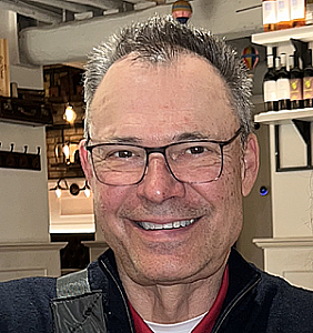 Profile photo for Tom Weiss