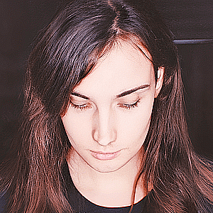 Profile photo for Lily Hall