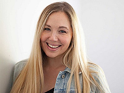 Profile photo for Kat Reeves