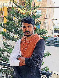 Profile photo for Santhosh Gundeti