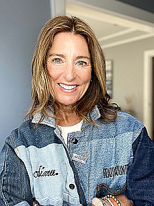 Profile photo for Aimee Swanson