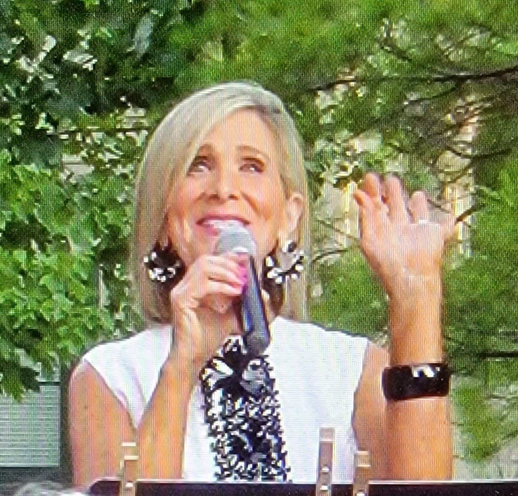 Profile photo for Dianne Palmer