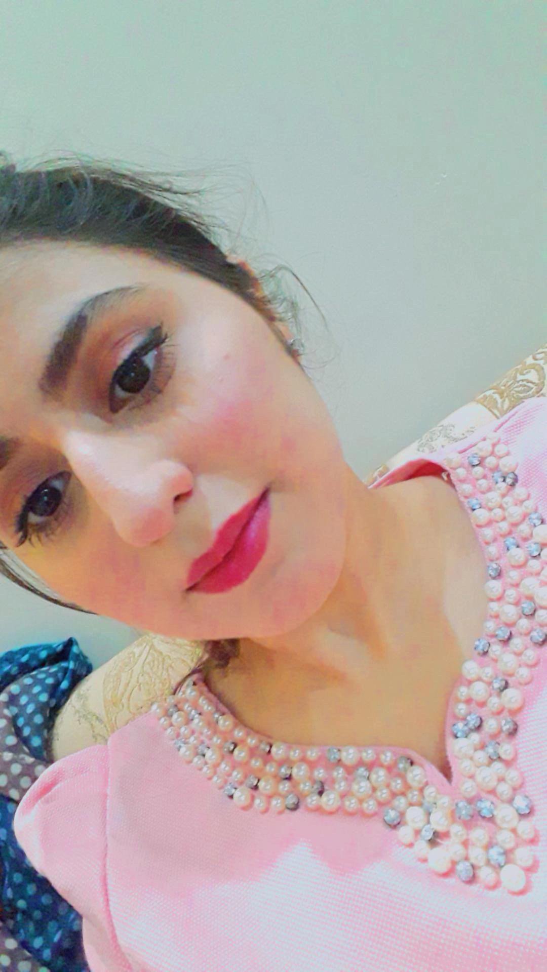 Profile photo for Sheeza irfan