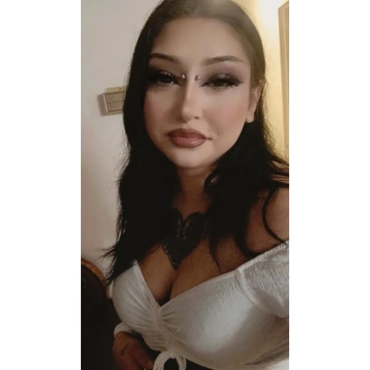 Profile photo for Alyse Gonzales