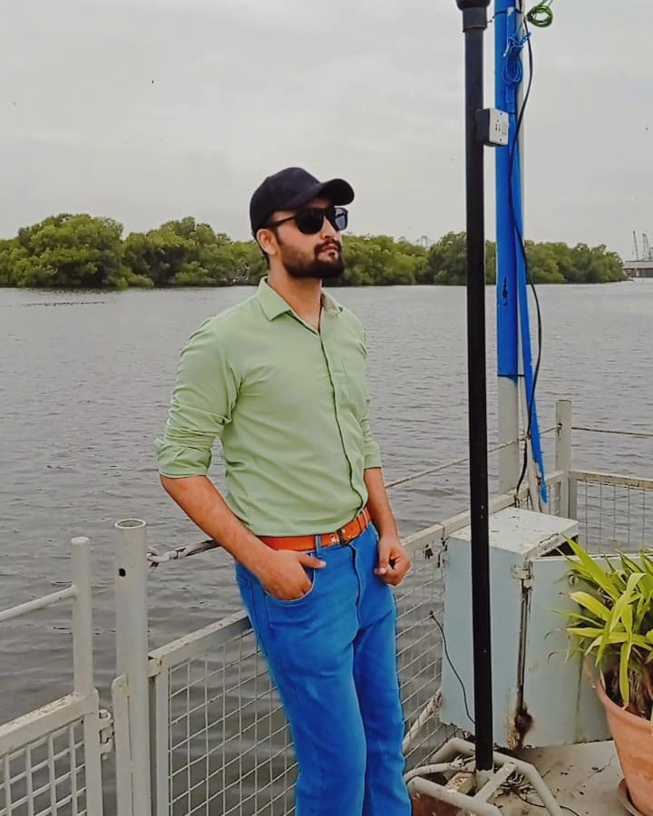 Profile photo for talha qamar