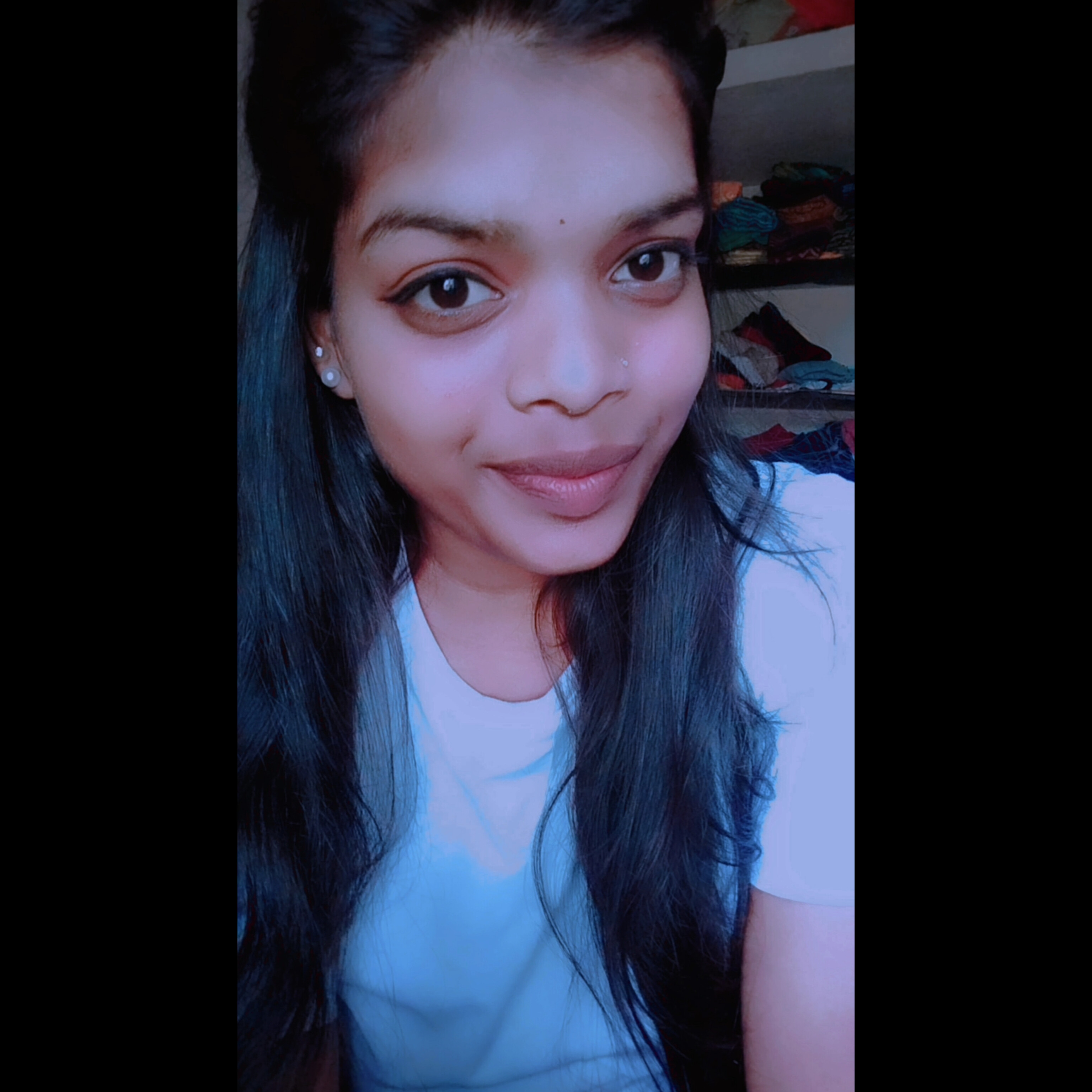 Profile photo for Divya Bharathi