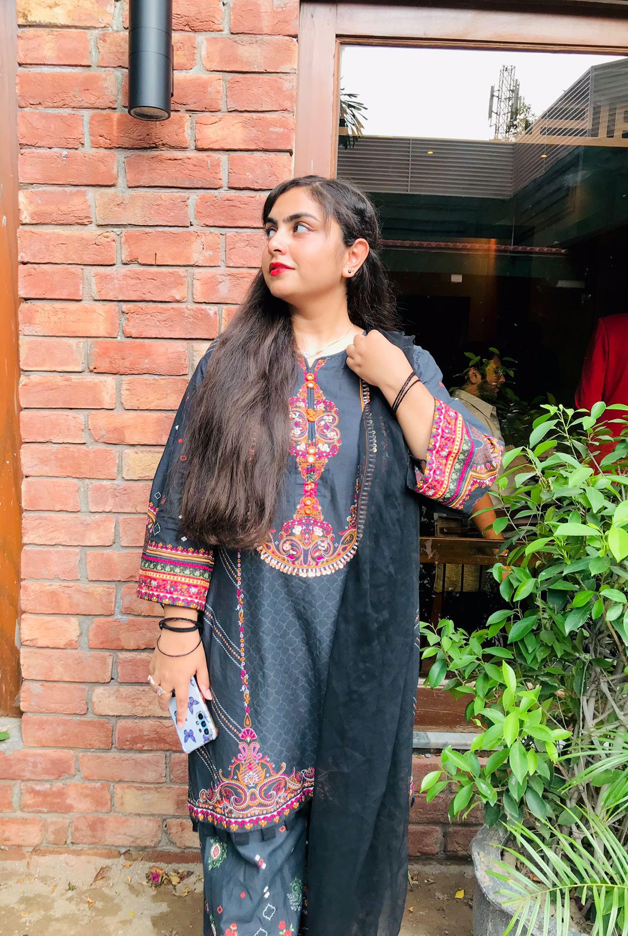 Profile photo for Barja Khan