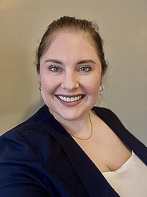 Profile photo for Laura Thomas