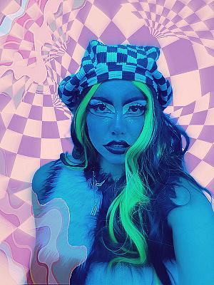 Profile photo for Maika I