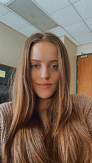 Profile photo for Michelle Huff
