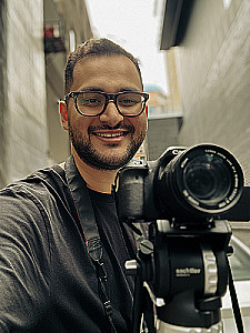 Profile photo for Reza Nasirzadeh