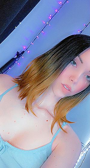Profile photo for Hannah Saus