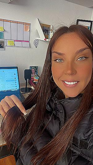 Profile photo for Debbie Navarro