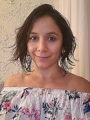 Profile photo for Shweta Roth