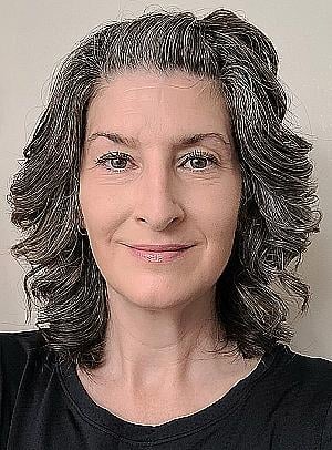 Profile photo for Amanda Gray