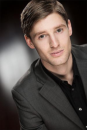 Profile photo for Elliot Figueira