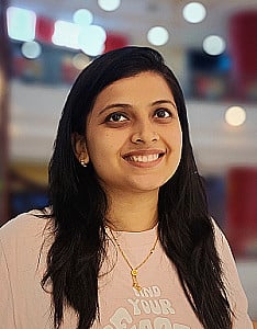 Profile photo for Yamini Meshram